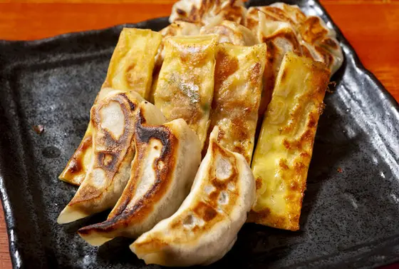四種類餃子の盛り合わせ 980円