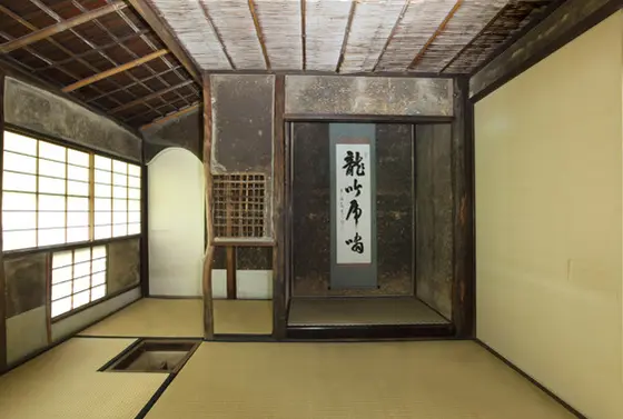 小堀遠州作「八窓席」