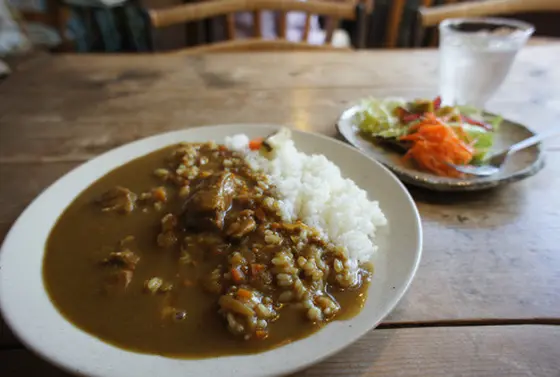 やさしい味のカレー