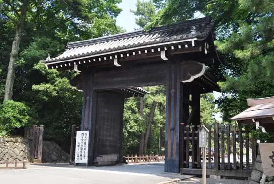 中立売御門