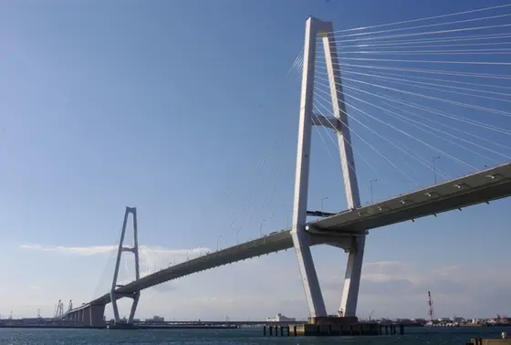名古屋港トリトン