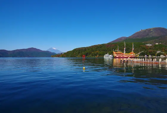 きらめく芦ノ湖