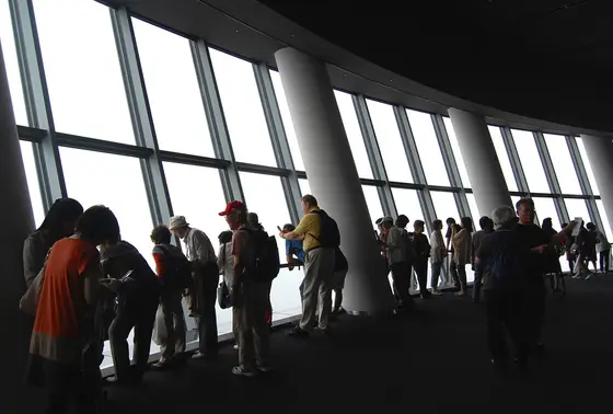 せり出す展望スペース