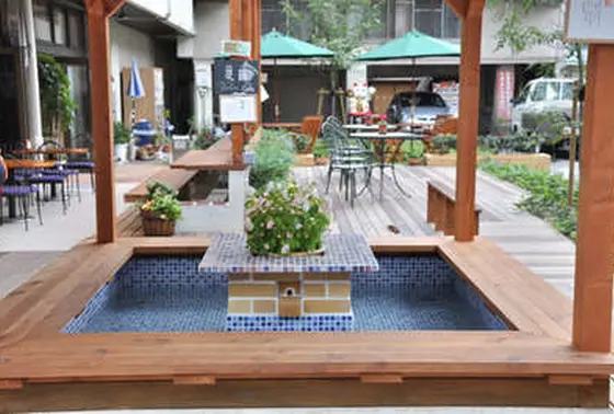 足湯カフェもあるよ