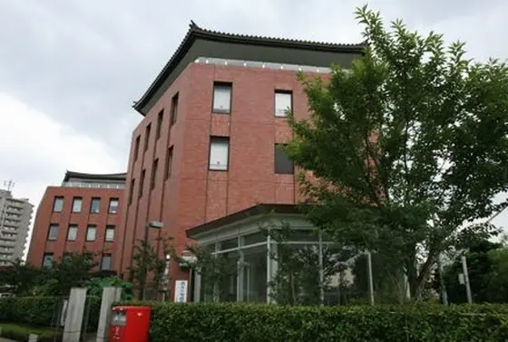 石堂美術館