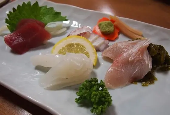 お造り盛り合わせ
