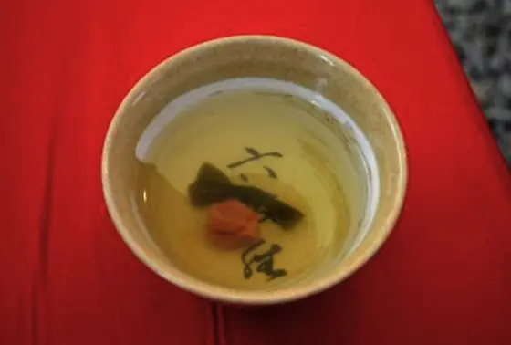 お正月なら皇服茶（大福茶）が飲めますよ♪