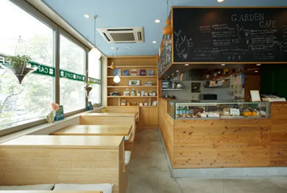 ゆったりとした店内。