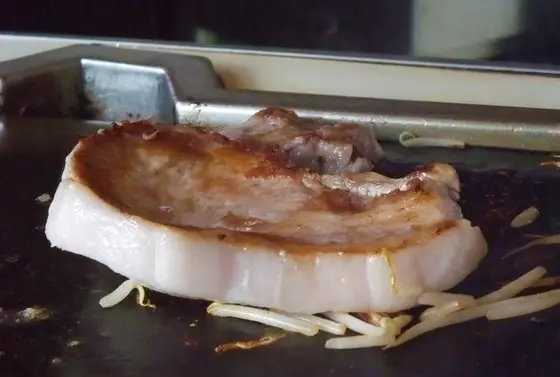 肉厚豚ロースに驚き！