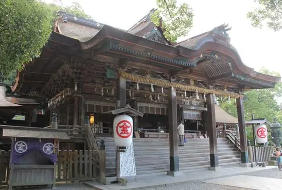 御本宮