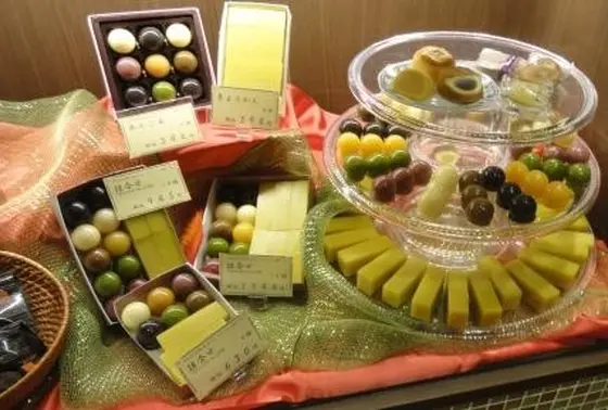 もちろん、お土産も売ってます
