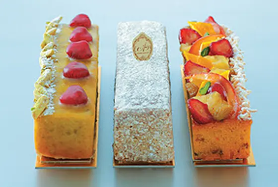 ポイント1：色とりどりのケーキ
