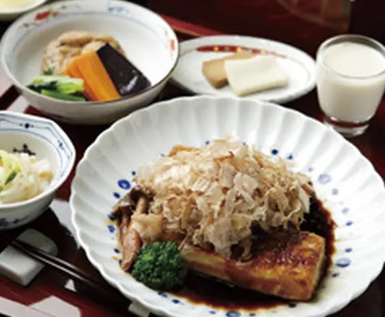 濃厚な豆腐を「伊勢河崎 町屋とうふ」