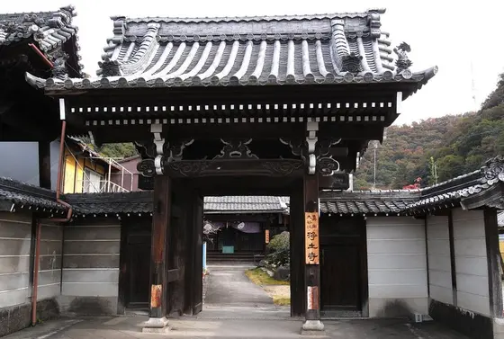 東別院すぐ横には浄土院
