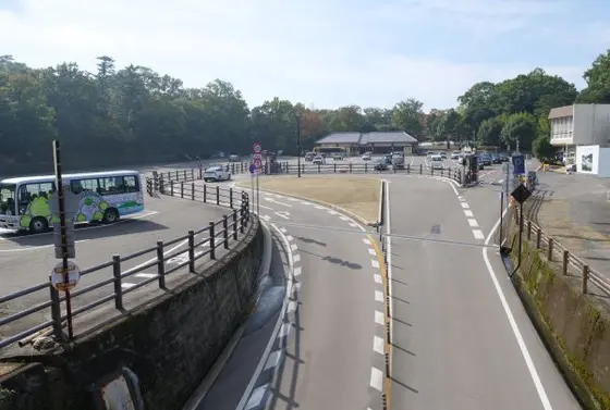 駐車場入口