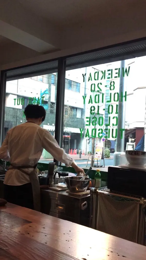 コーヒーだけでなくケーキも