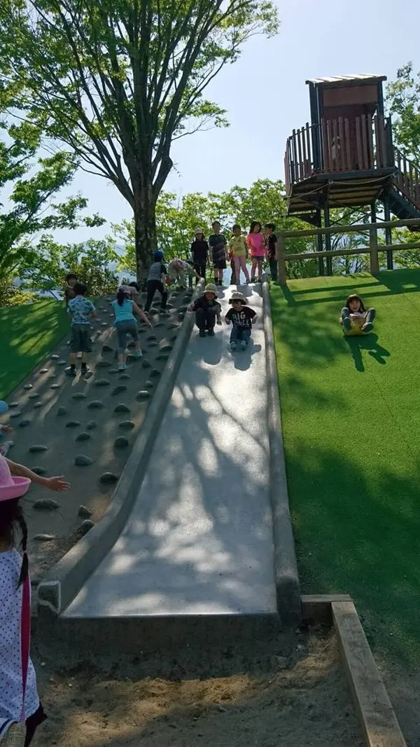 滑り台大好き♬