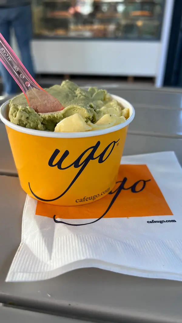 ピスタチオとバニラを注文！