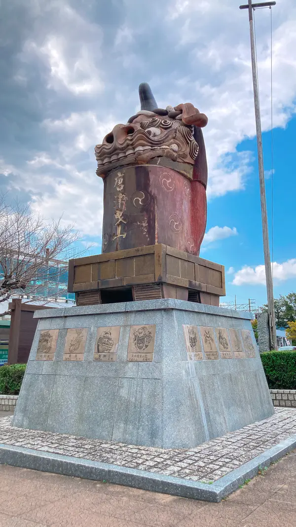 駅前で見られる唐津くんち曳山の像