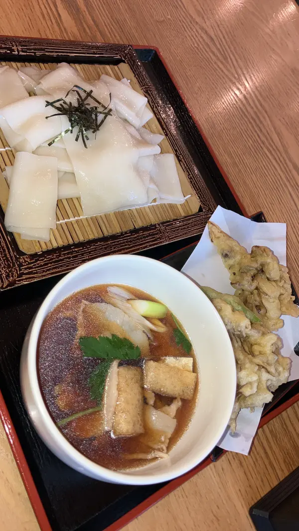 舞茸天ひもかわうどん　1290円