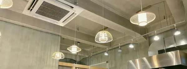 店内もおしゃれな雰囲気。