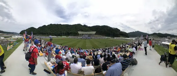 バックスタンドから