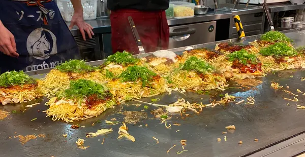 お好み焼きをまとめて焼くスタイル