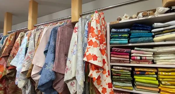 たくさんのレトロな着物