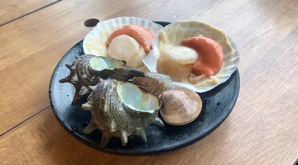 とりあえず貝3種盛り 1,210円（税込）