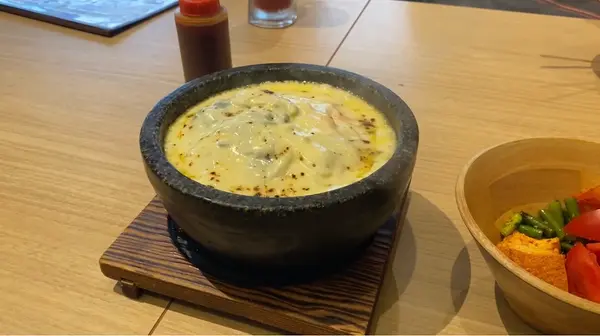 石焼き海鮮チーズ