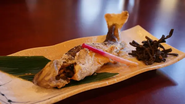 旬の新鮮な食材を使ったお料理