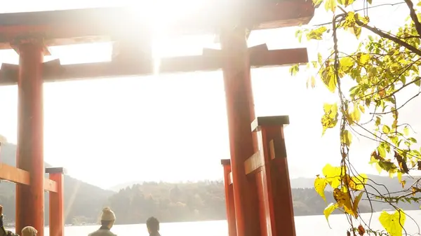 平和の鳥居