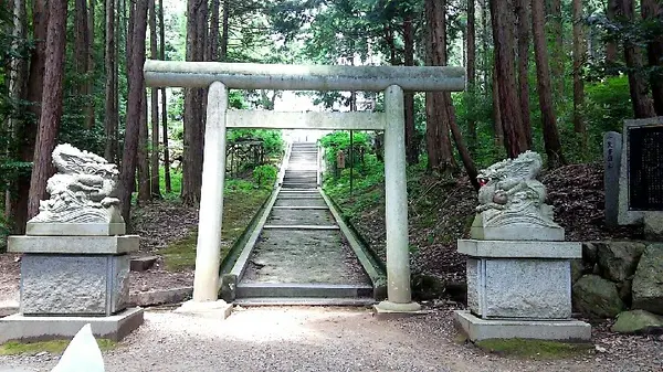 神聖な雰囲気