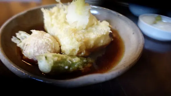 揚げ出し豆腐