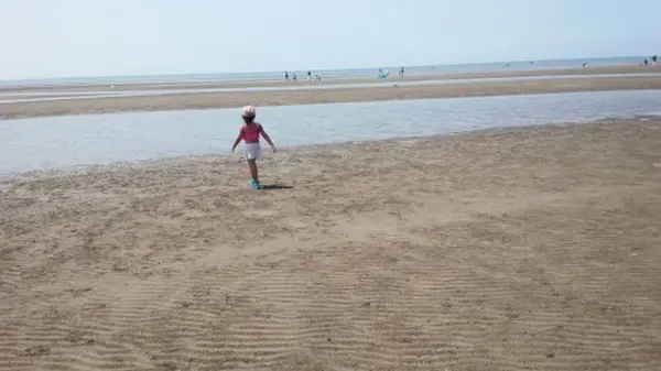 海水浴もできる真玉海岸