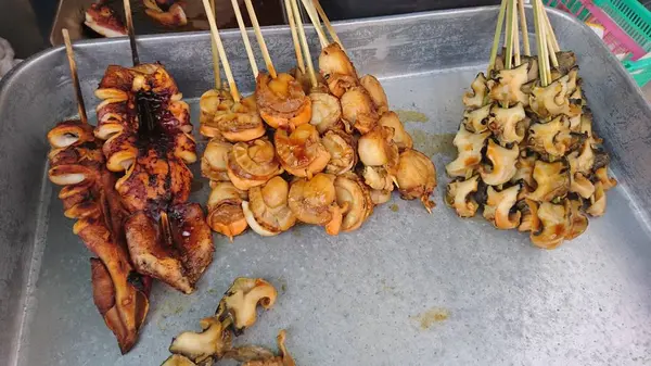 海鮮物の串焼き