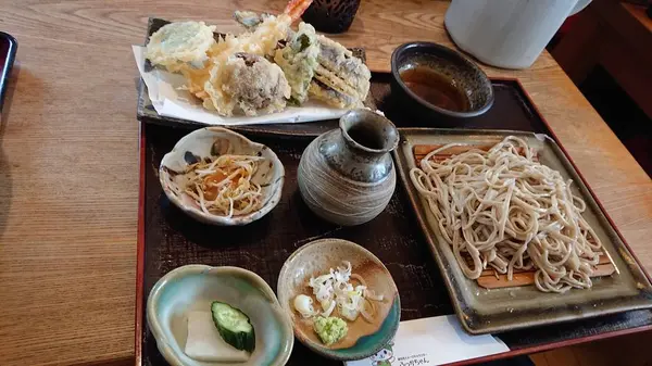 天もり　９８０円