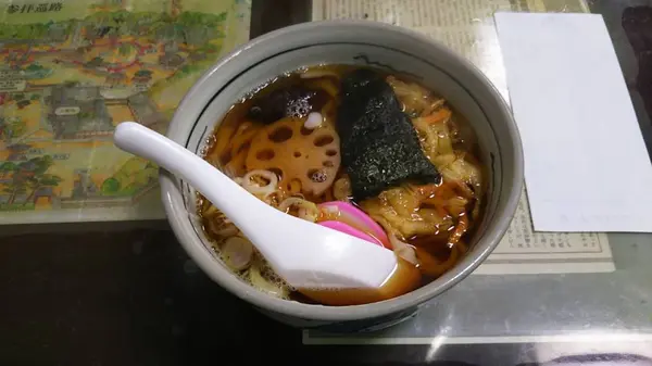 自家製手打ちきしめん