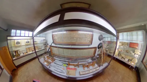 源三窟 資料館 360°写真