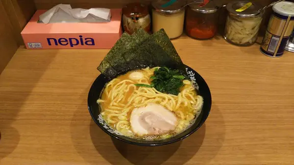 豚骨醤油ベース