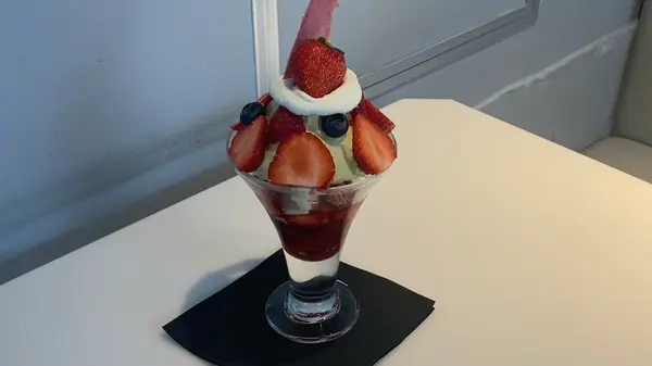 あまおうづくしのパフェ