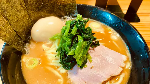 今回は味玉ラーメン(油少なめ)を注文！