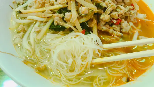 センミー（極細米麺）