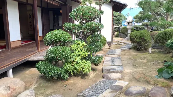お庭
