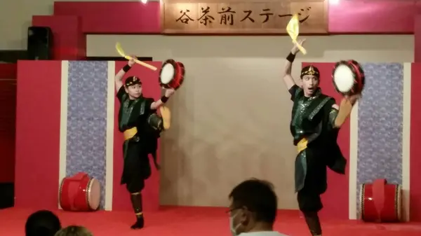 谷茶前ステージ