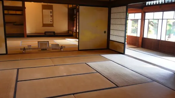 旧毛利家本邸の内観