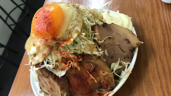 チャーシューエッグ