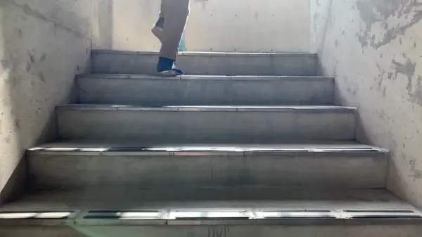 116段の階段