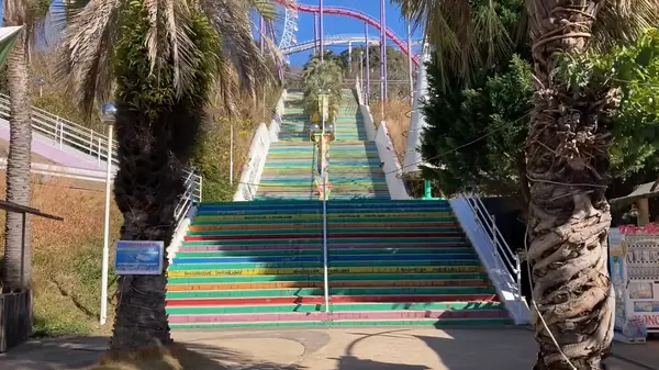 カラフルな階段