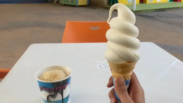 ポンデケージョとソフトクリーム